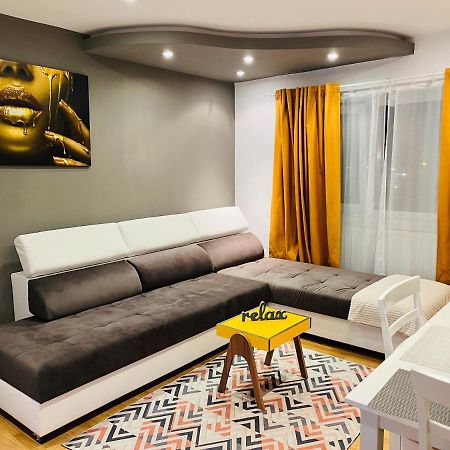 Confort View Apartment Iasi - 3 Rooms-Like Home Exteriör bild