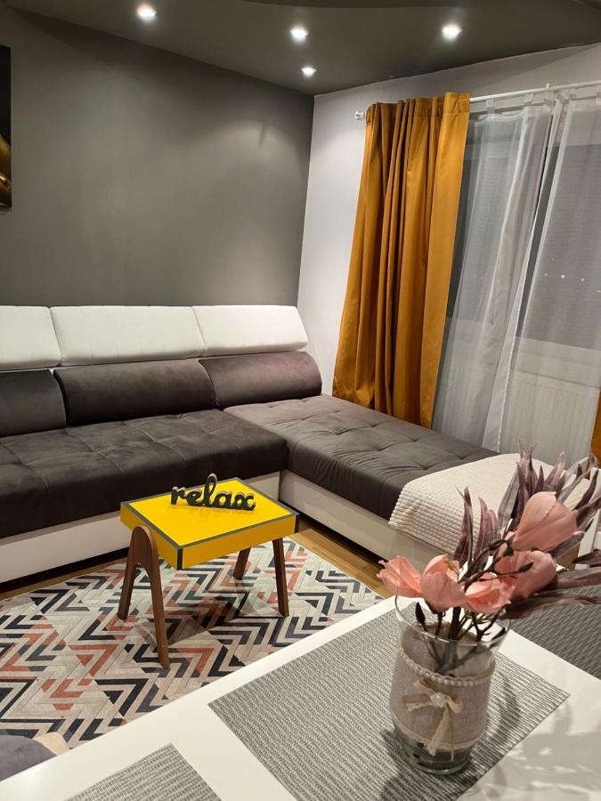 Confort View Apartment Iasi - 3 Rooms-Like Home Exteriör bild